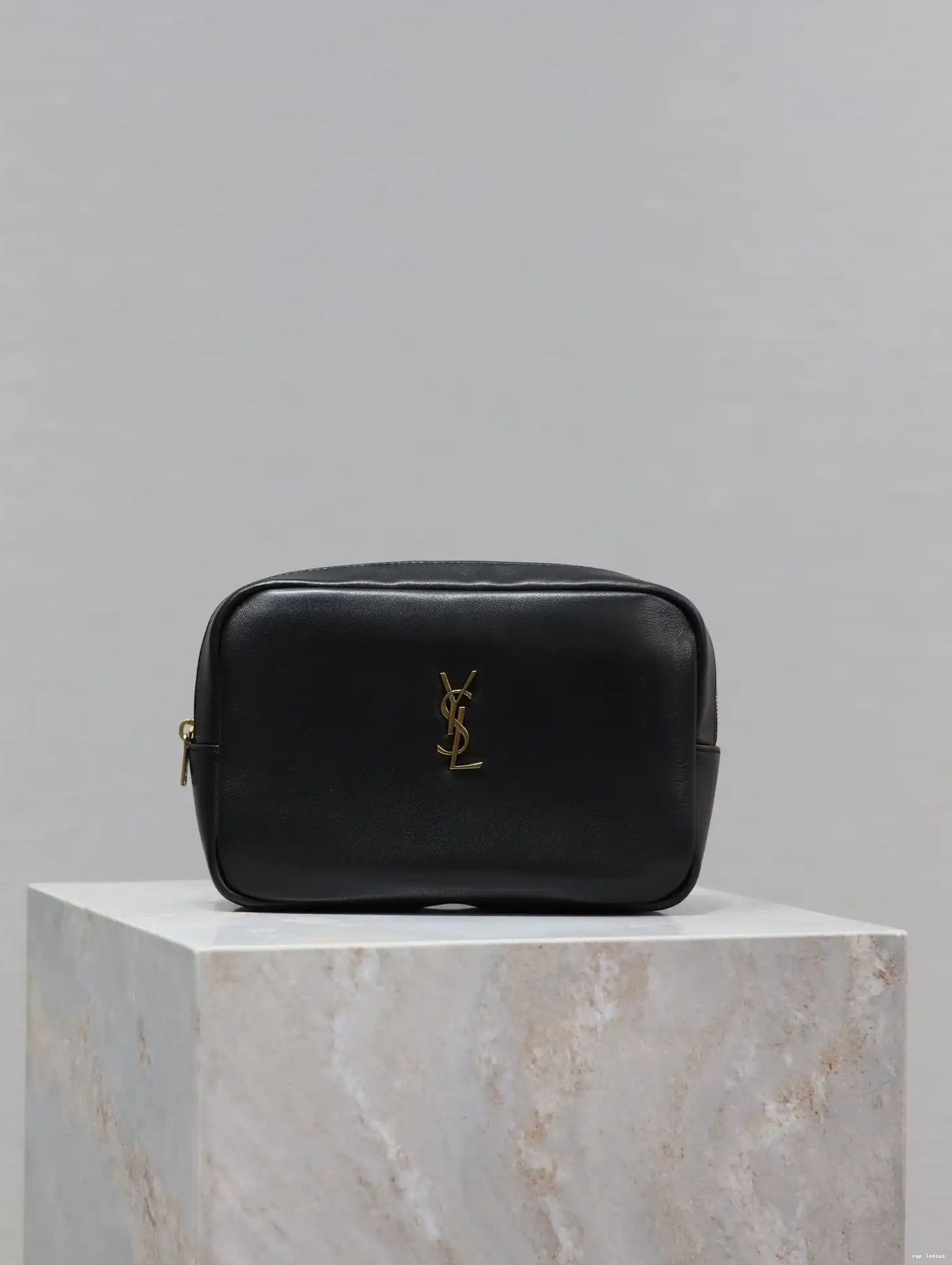 REP COSMETIC LAMBSKIN YSL CALYPSO IN POUCH 0612